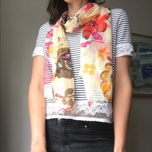 Pretty floral scarf by Collection XIIX